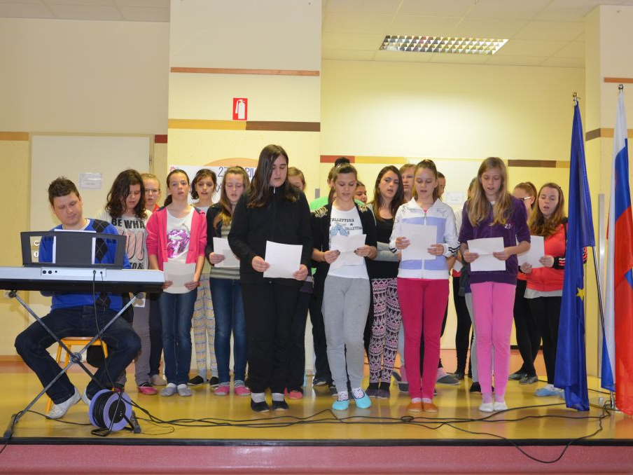 praznika apr 2014009