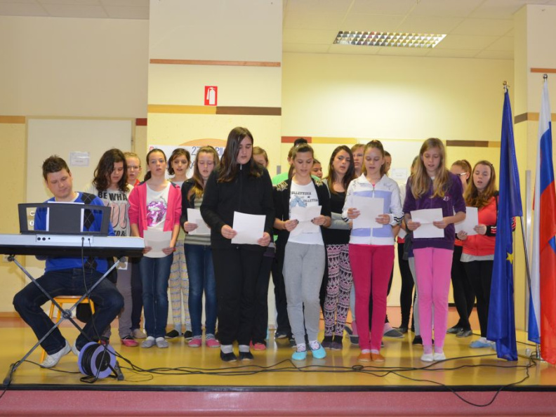 praznika apr 2014009