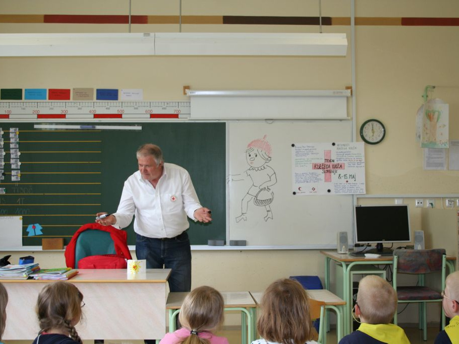 rdeci kriz maj 2014004