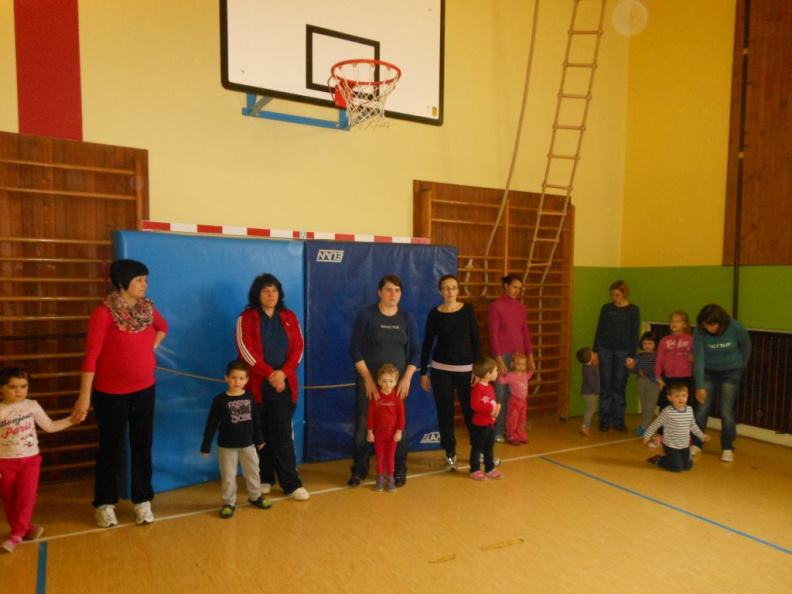 srecanje z mamicami 2014005