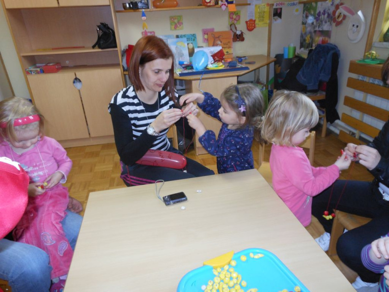 srecanje z mamicami 2014013