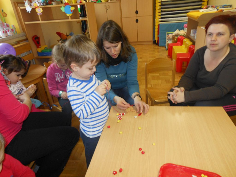 srecanje z mamicami 2014014