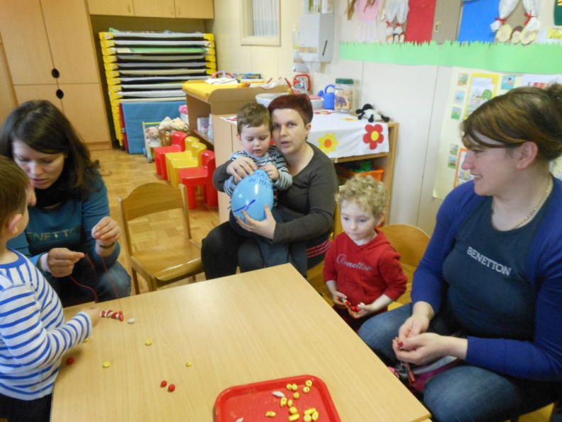 srecanje z mamicami 2014015