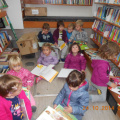 knjiznica nov 2014 006