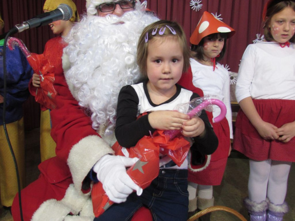 dedek mraz metuljcki dec 2014 032
