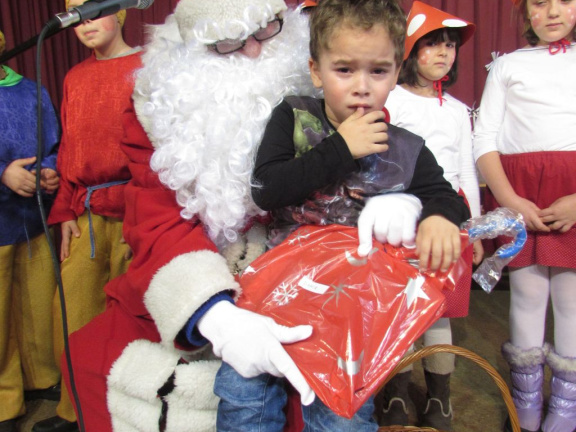dedek mraz metuljcki dec 2014 034