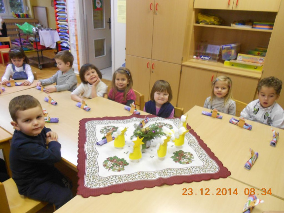 dedek mraz metuljcki dec 2014 038