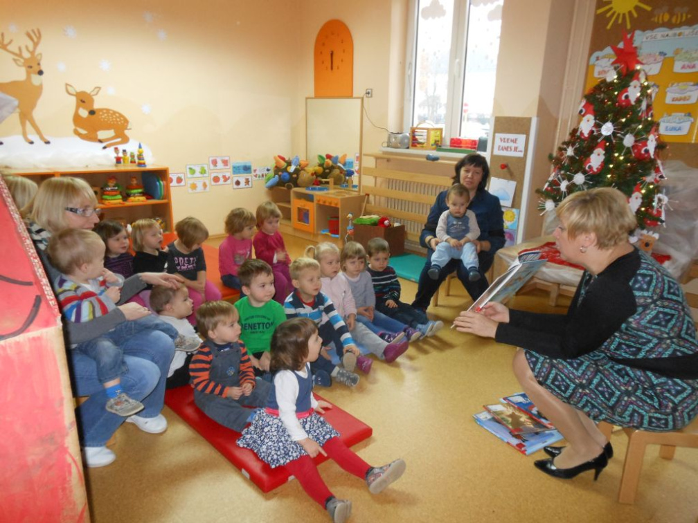 pravljicarka jezkii dec 2014 001