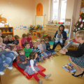 pravljicarka jezkii dec 2014 001