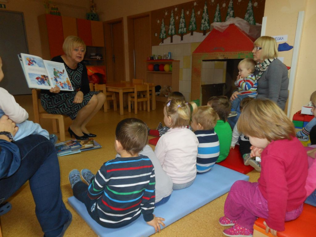 pravljicarka jezkii dec 2014 003