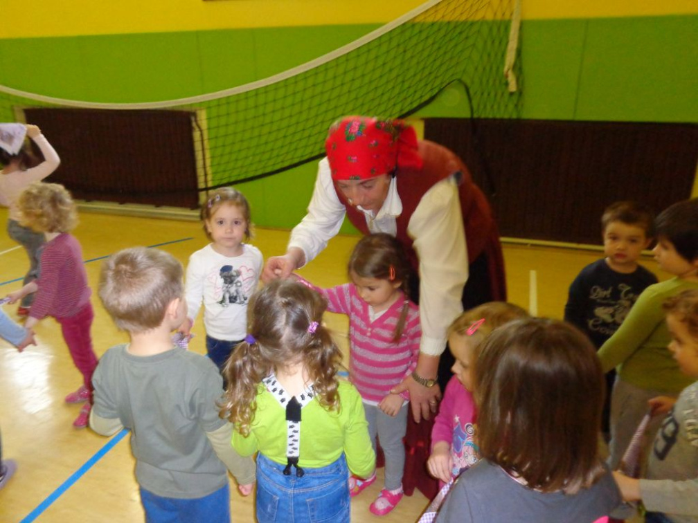 folkloristka feb 2015 013