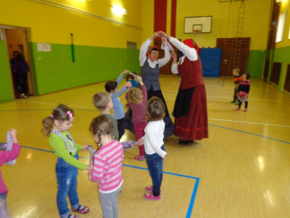 folkloristka feb 2015 018