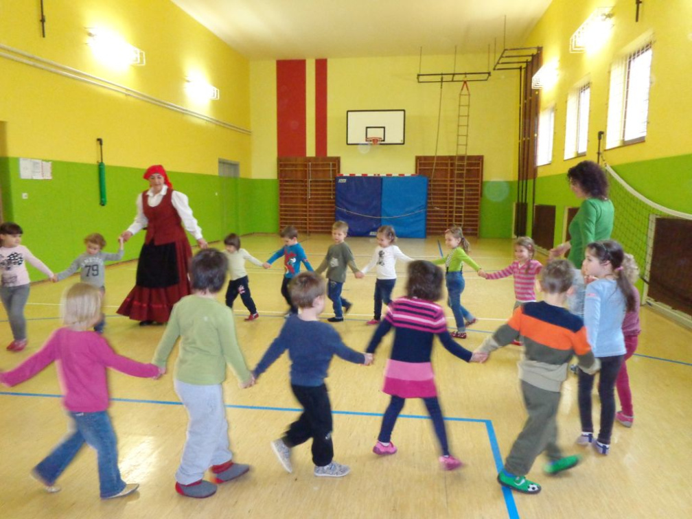 folkloristka feb 2015 027