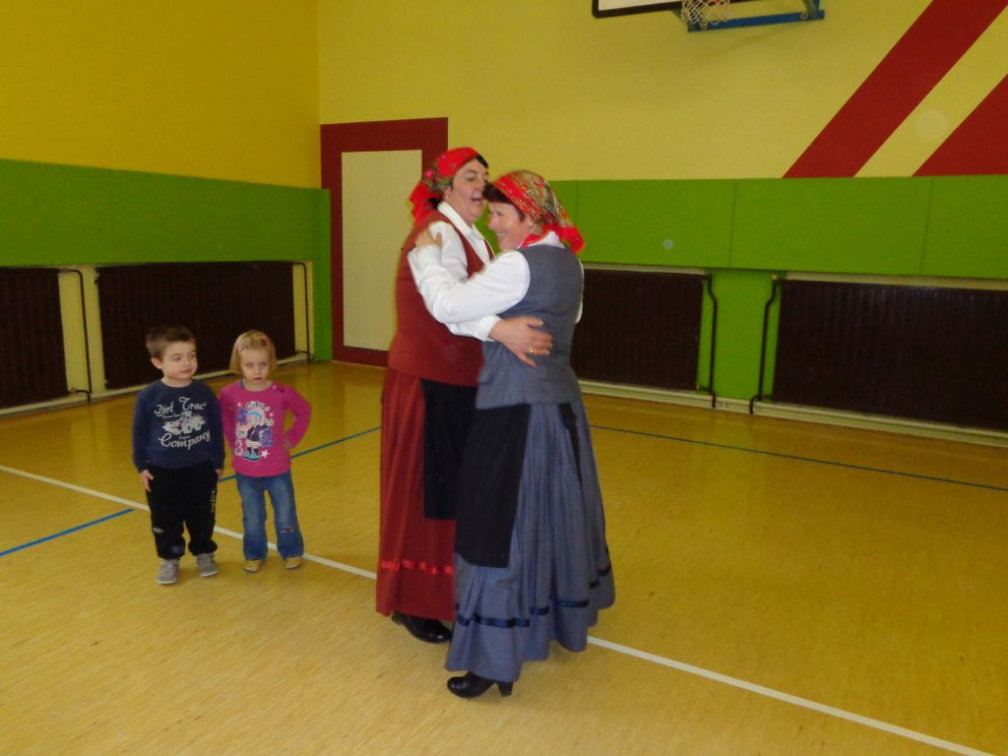folkloristka feb 2015 029