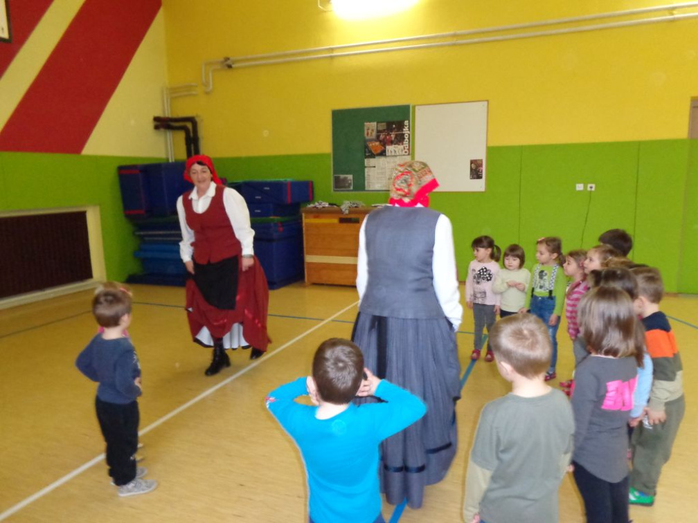 folkloristka feb 2015 032