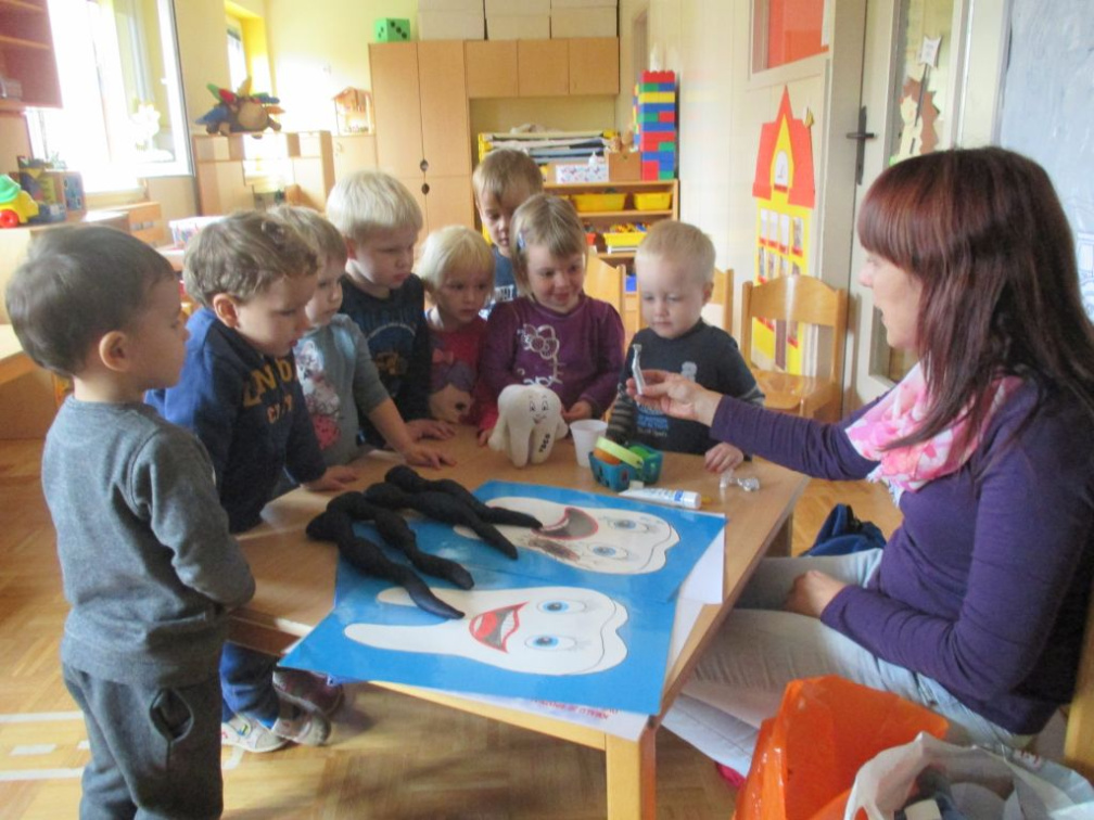 zobna asistentka okt 2015 004