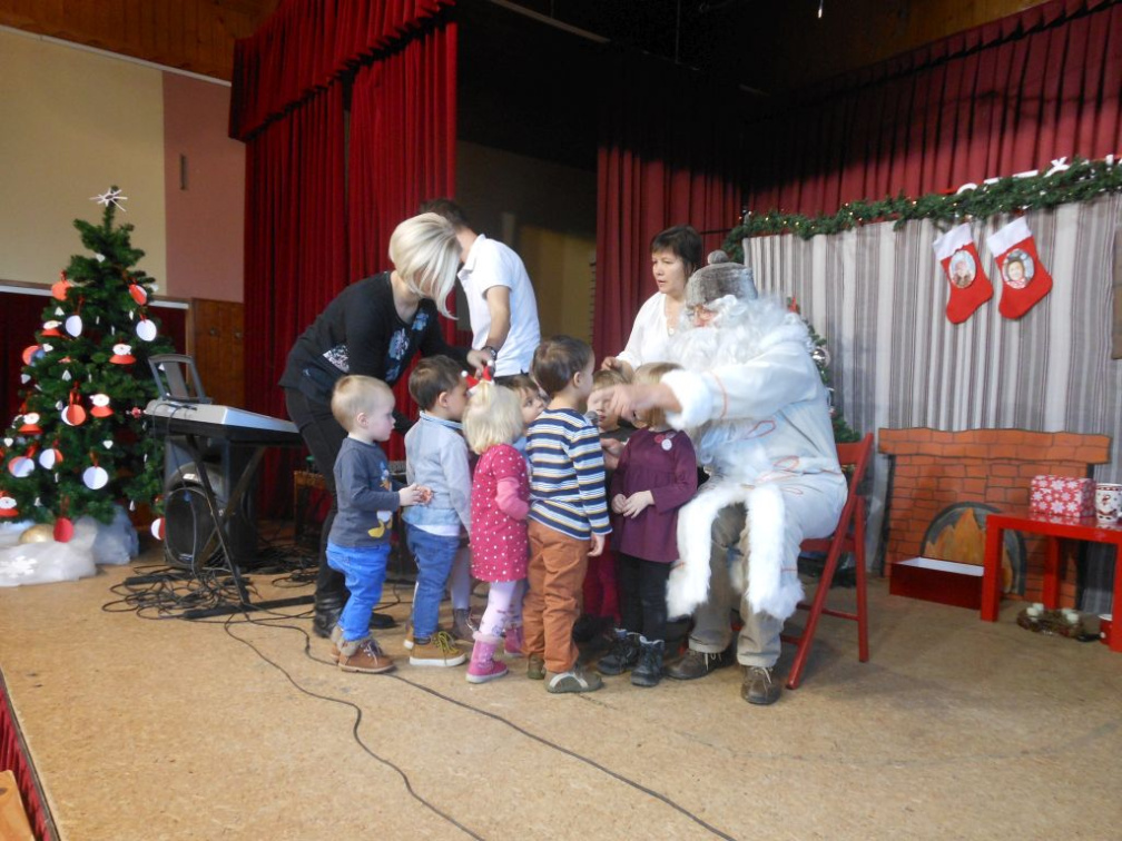 dedek mraz jan 2016 002
