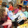 pravljicna ura feb 2016 015