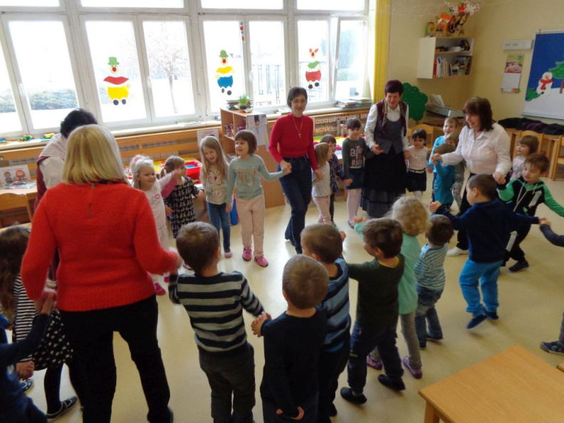 folklora apr 2016 014