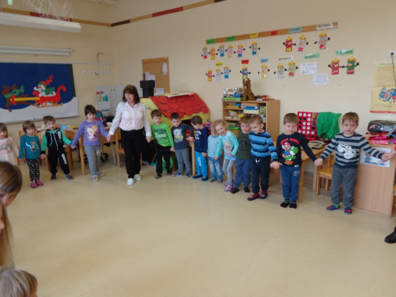 folklora apr 2016 015