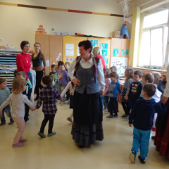 folklora apr 2016 030