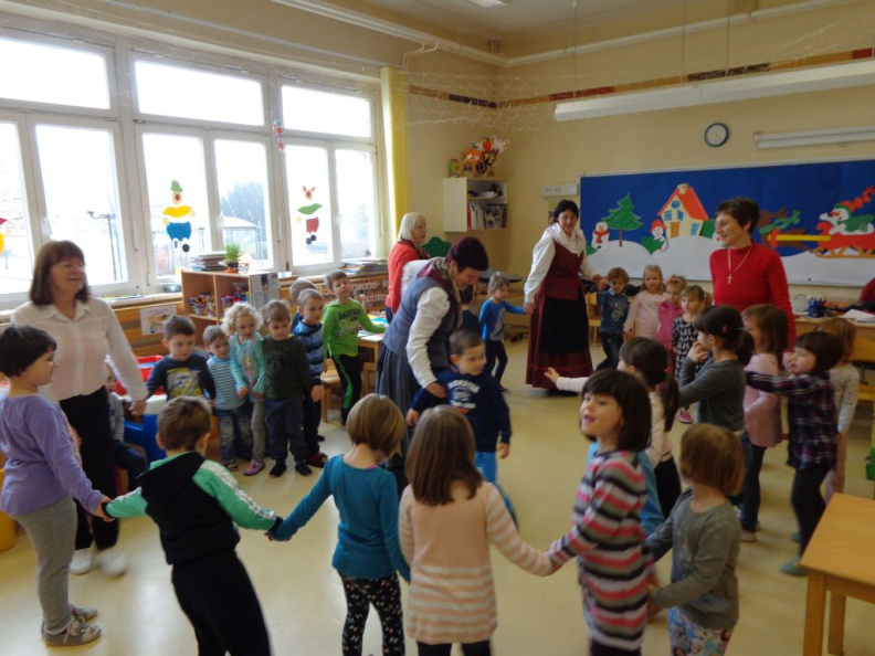 folklora apr 2016 005