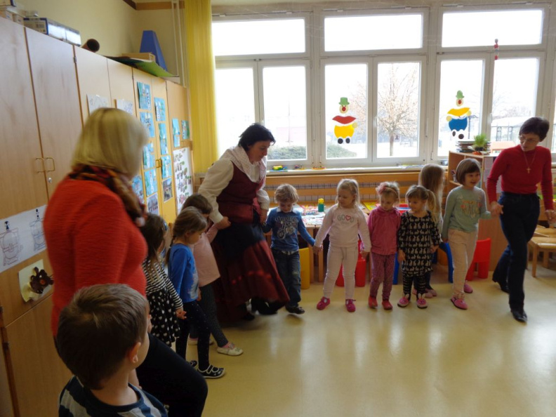 folklora apr 2016 013