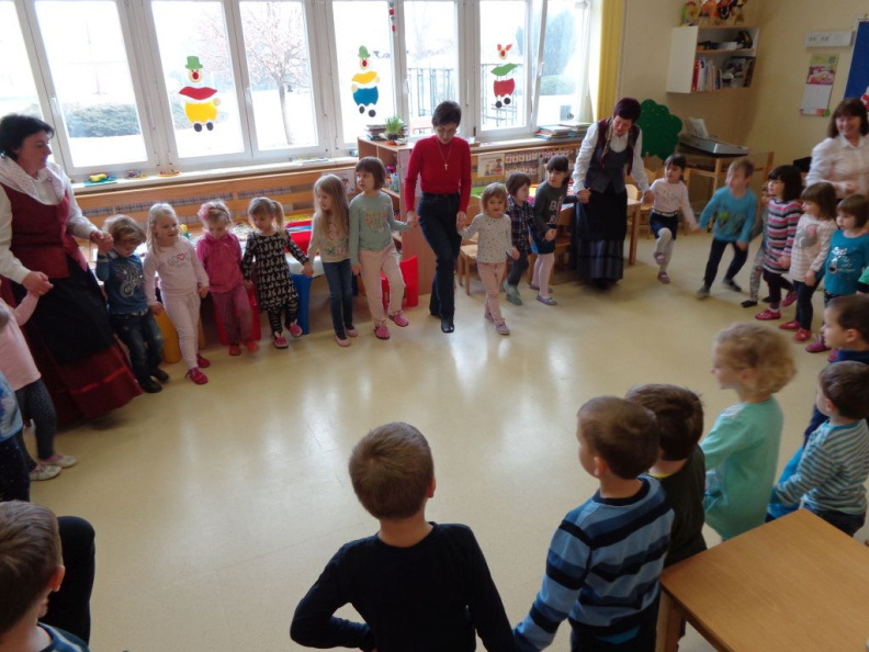 folklora apr 2016 014