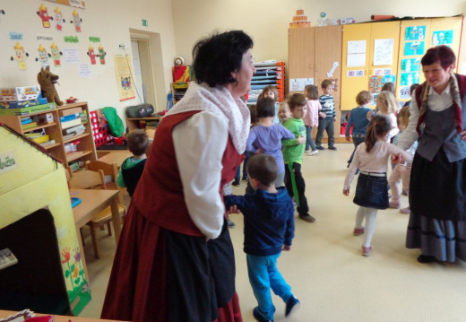 folklora apr 2016 019