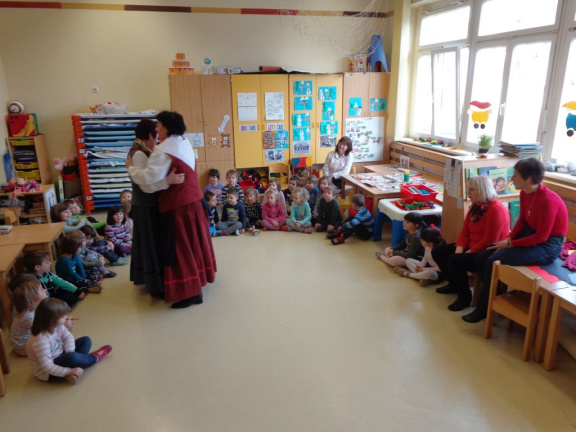 folklora apr 2016 029