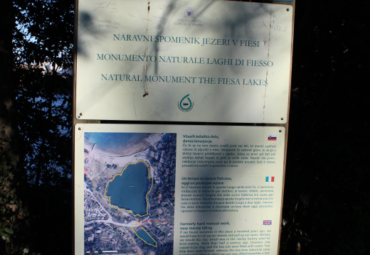 Naravni spomenik jezeri v Fiesi