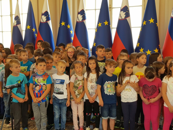 OGLED PREDSEDNIŠKE PALAČE apr 2018009