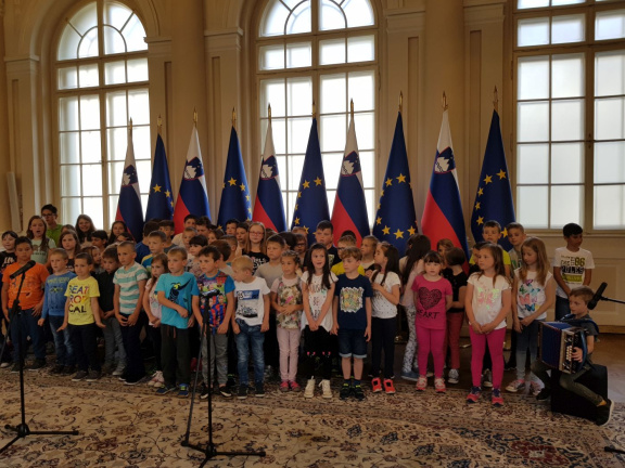 OGLED PREDSEDNIŠKE PALAČE apr 2018010