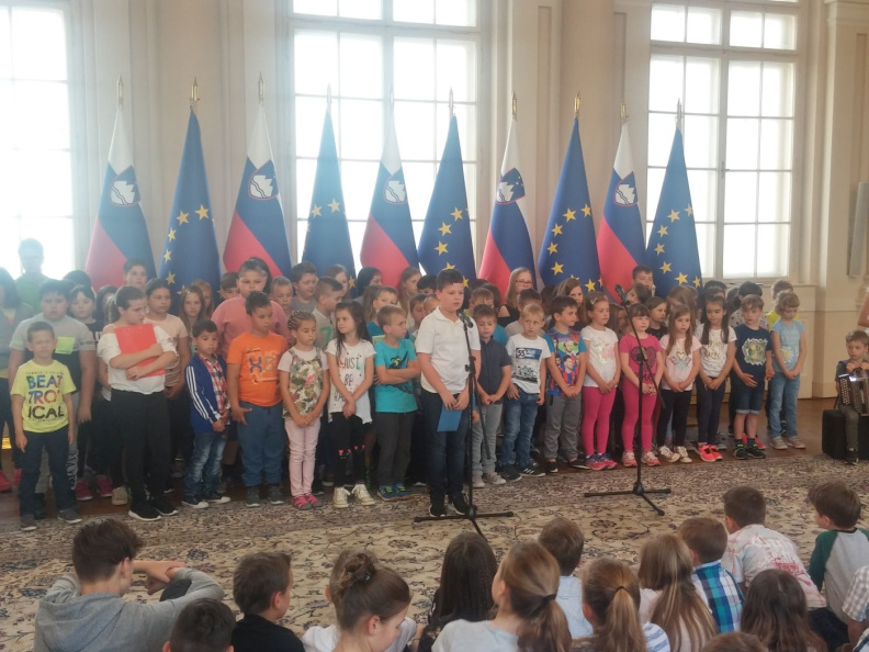 OGLED PREDSEDNIŠKE PALAČE apr 2018031