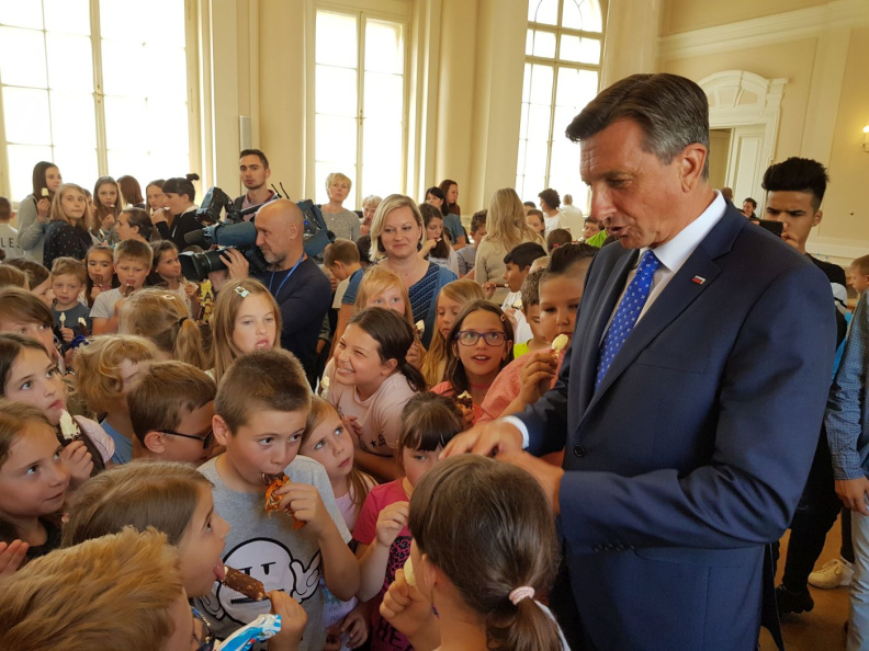 OGLED PREDSEDNIŠKE PALAČE apr 2018037