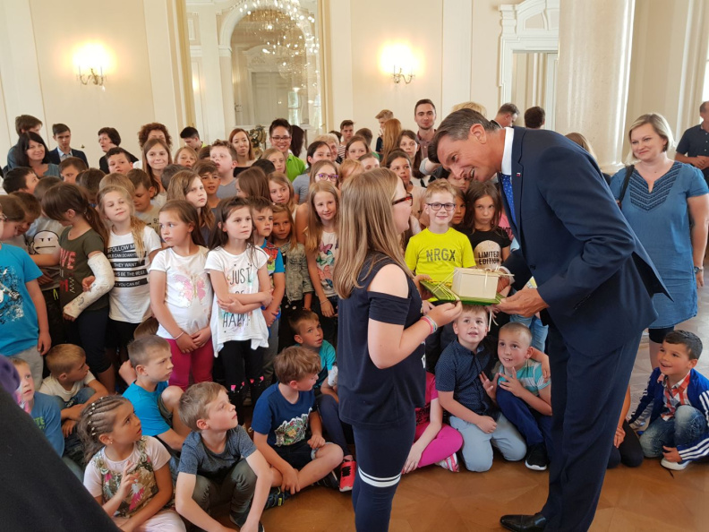 OGLED PREDSEDNIŠKE PALAČE apr 2018041