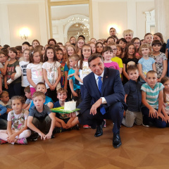 OGLED PREDSEDNIŠKE PALAČE apr 2018043