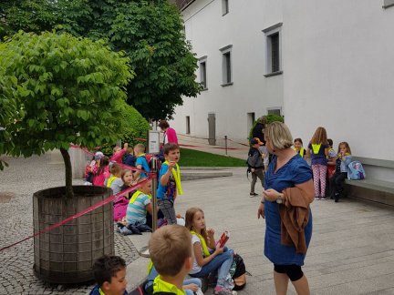 OGLED PREDSEDNIŠKE PALAČE apr 2018058