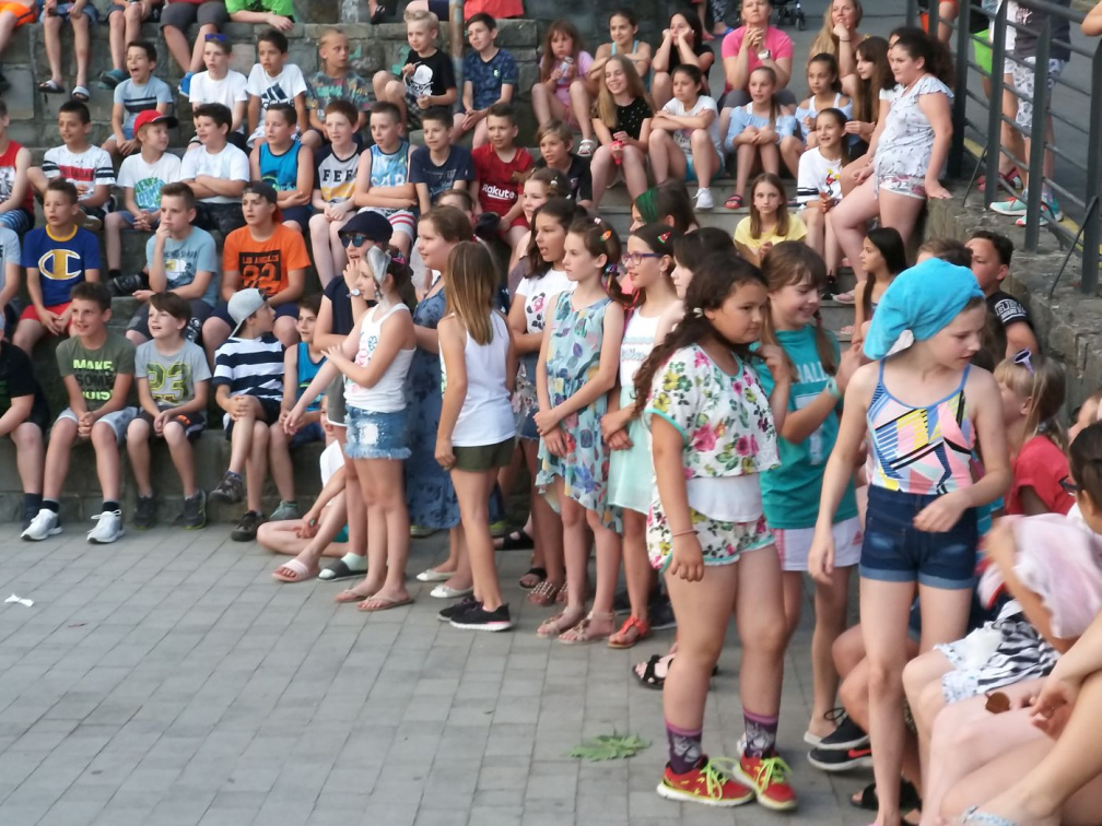 DEBELI RTIČ 2dan 2019006