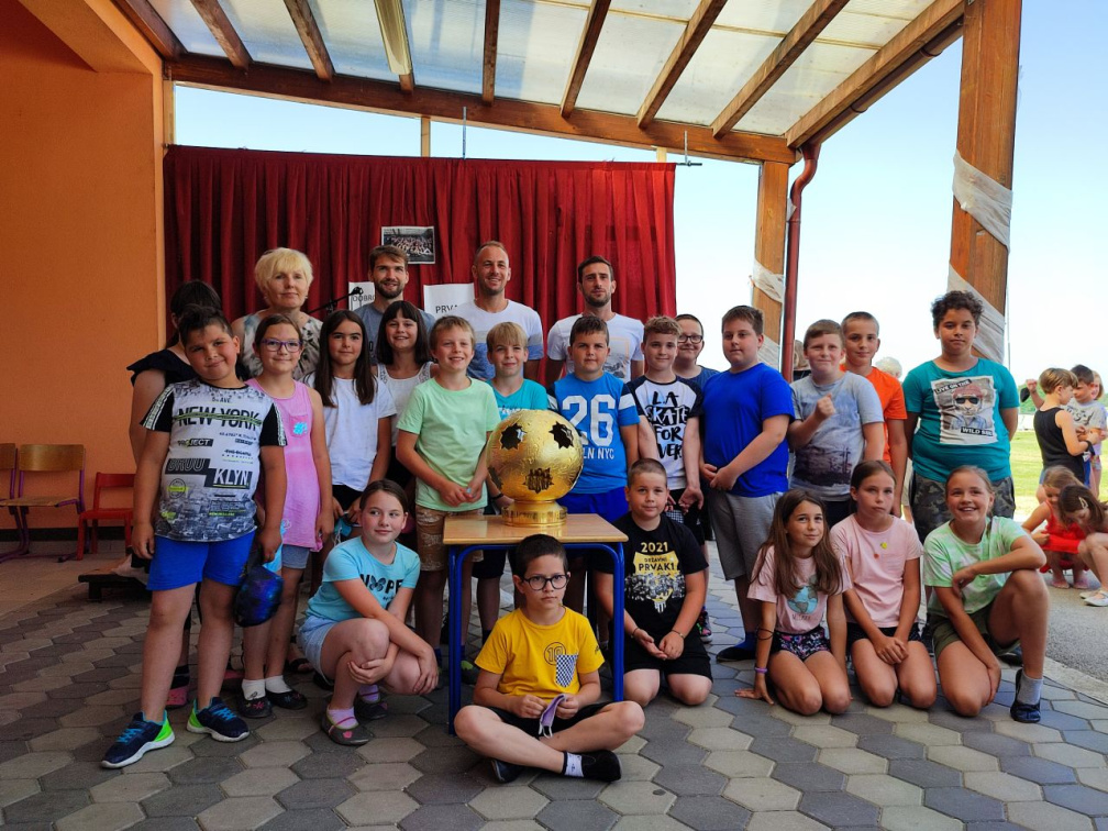 OBISK PRVAKOV  junij2021025