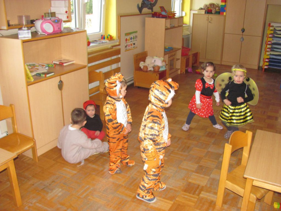 JEŽKI MAREC 2022008