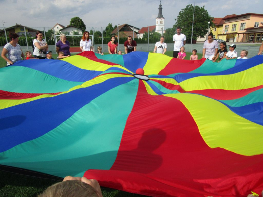 ŠPORTNO POPOLDNE  METULJČKI 2022013