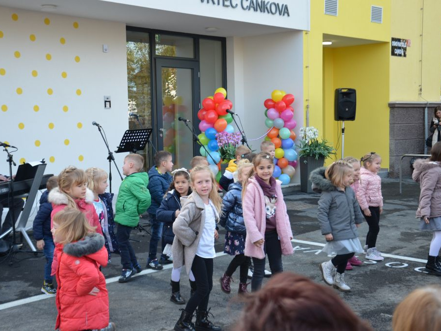 OTVORITEV VRTCA  2022051