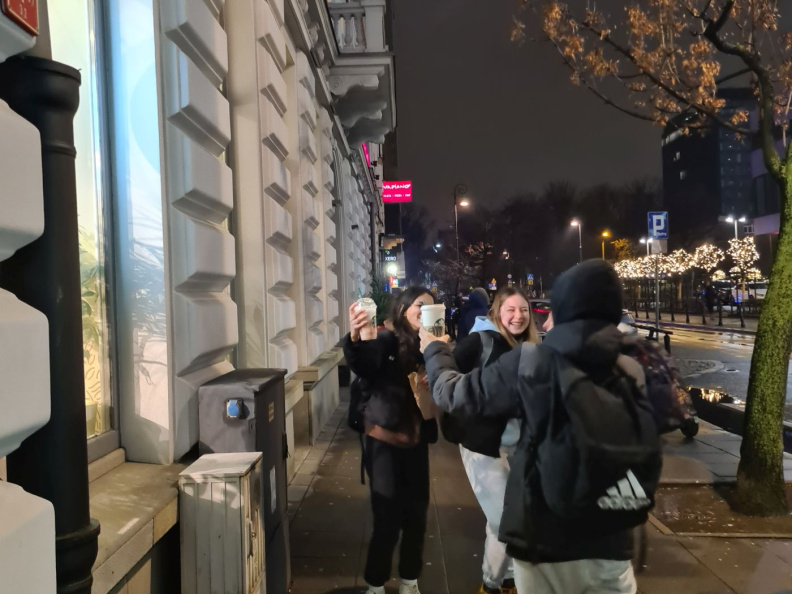 62 Hja...zabave ne manjka, ko brbončice okušajo