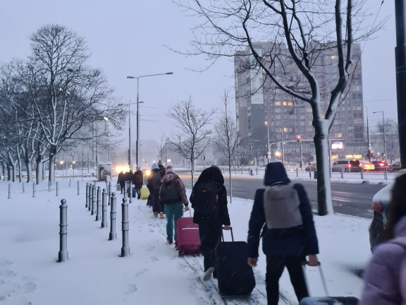 5 Nekoliko bolj pestra pot do metroja, ampak veseli, da smo okusili tudi zimo v Varšavi