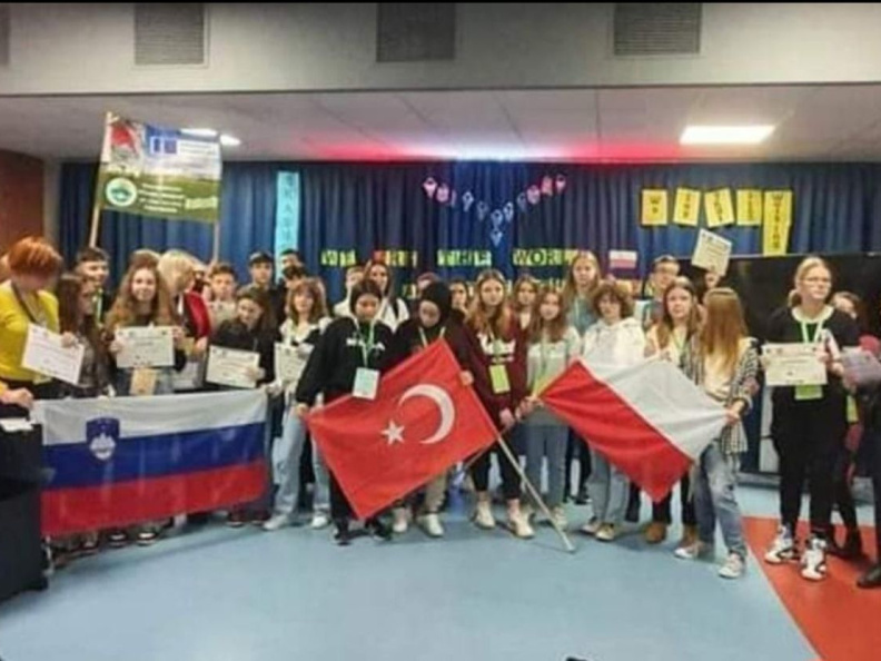 21 Skupinska slika vseh treh sodelujočih držav