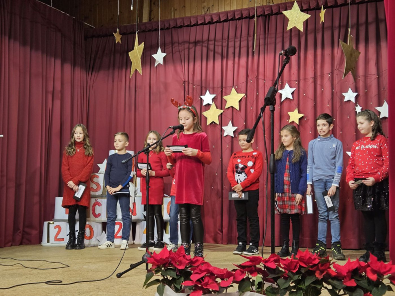 BOŽIČNO NOVOLETNA PRIREDITEV 2023 01