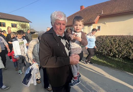 SREČANJE Z DEDKI IN BABICAMI 2024 27