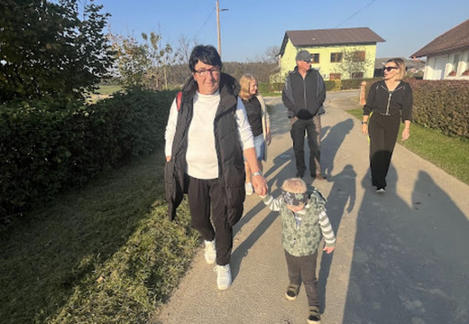 SREČANJE Z DEDKI IN BABICAMI 2024 29