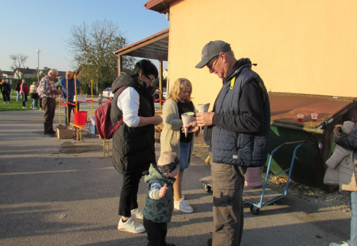SREČANJE Z DEDKI IN BABICAMI 2024 65